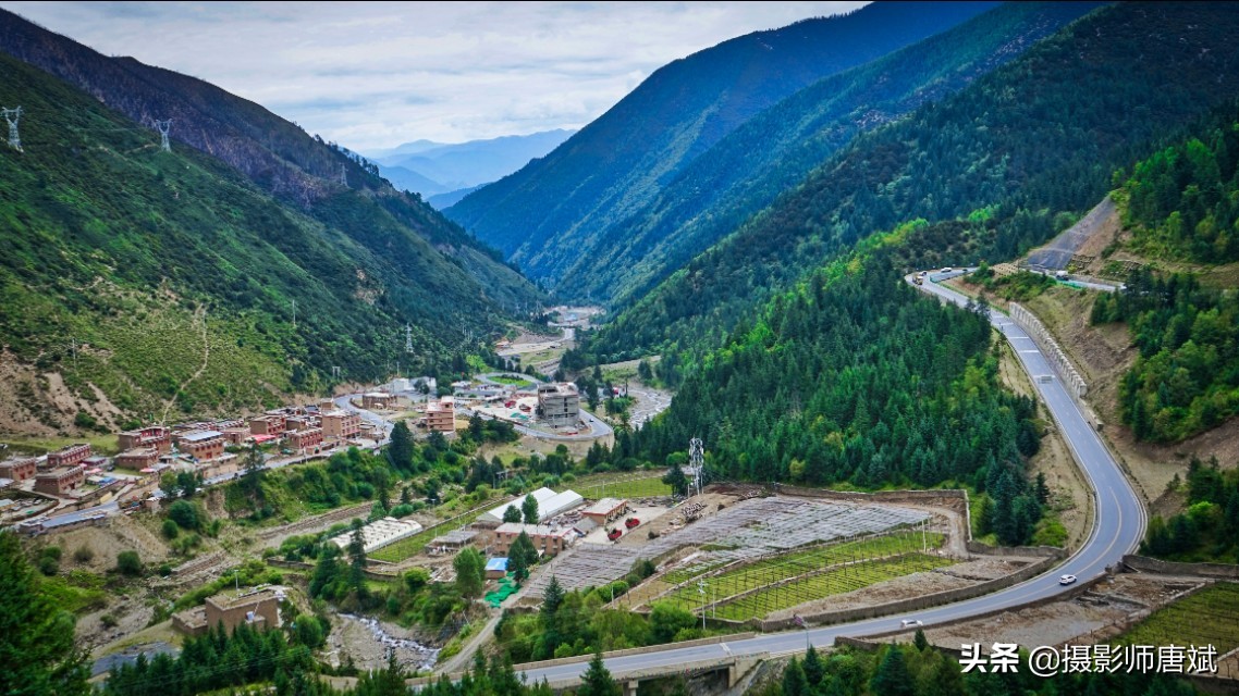 川藏318自驾游泸定到巴塘 (川藏线318自驾游攻略巴塘至八宿)