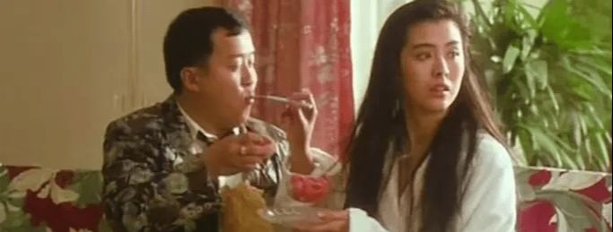 32年前王祖贤这部港片,“破尺度”出演,虽删减8分钟却依然经典