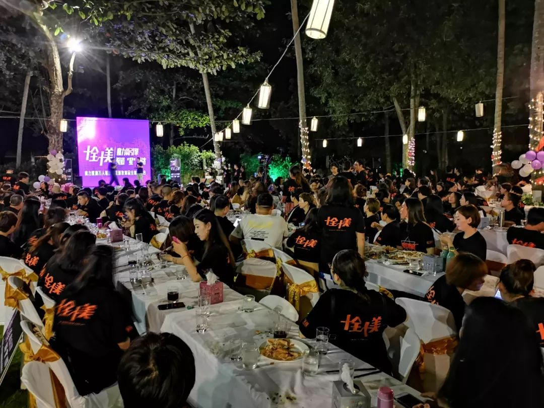 魔力鲜颜铁盒面膜直播,魔力鲜颜补水面膜抖音直播间