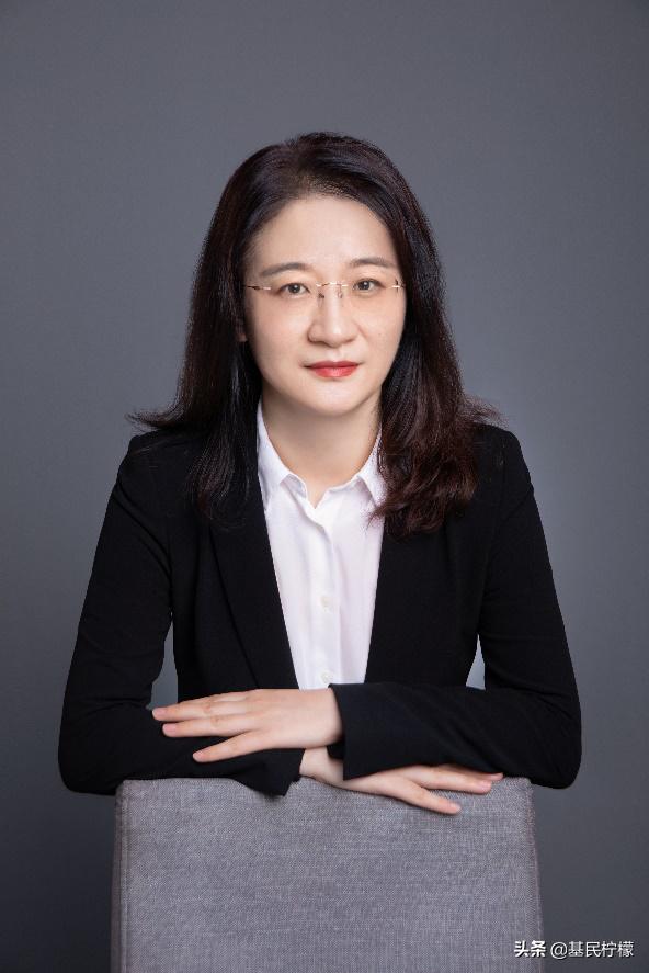 医药基金好赛道，这位实力女将低调回归了