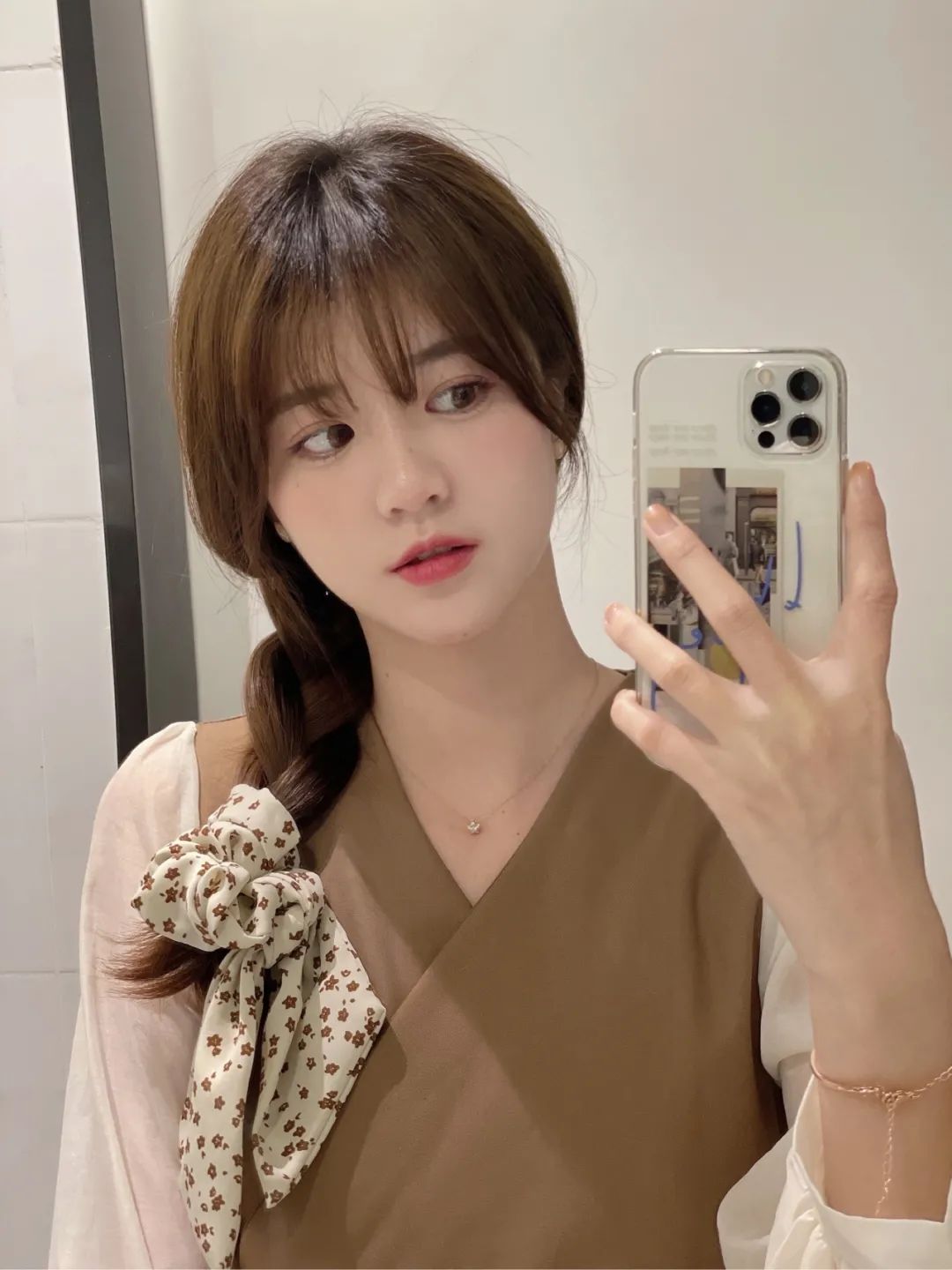 编发这样扎超美腻而且很显年轻哦,随意扎出时尚又好看的编发