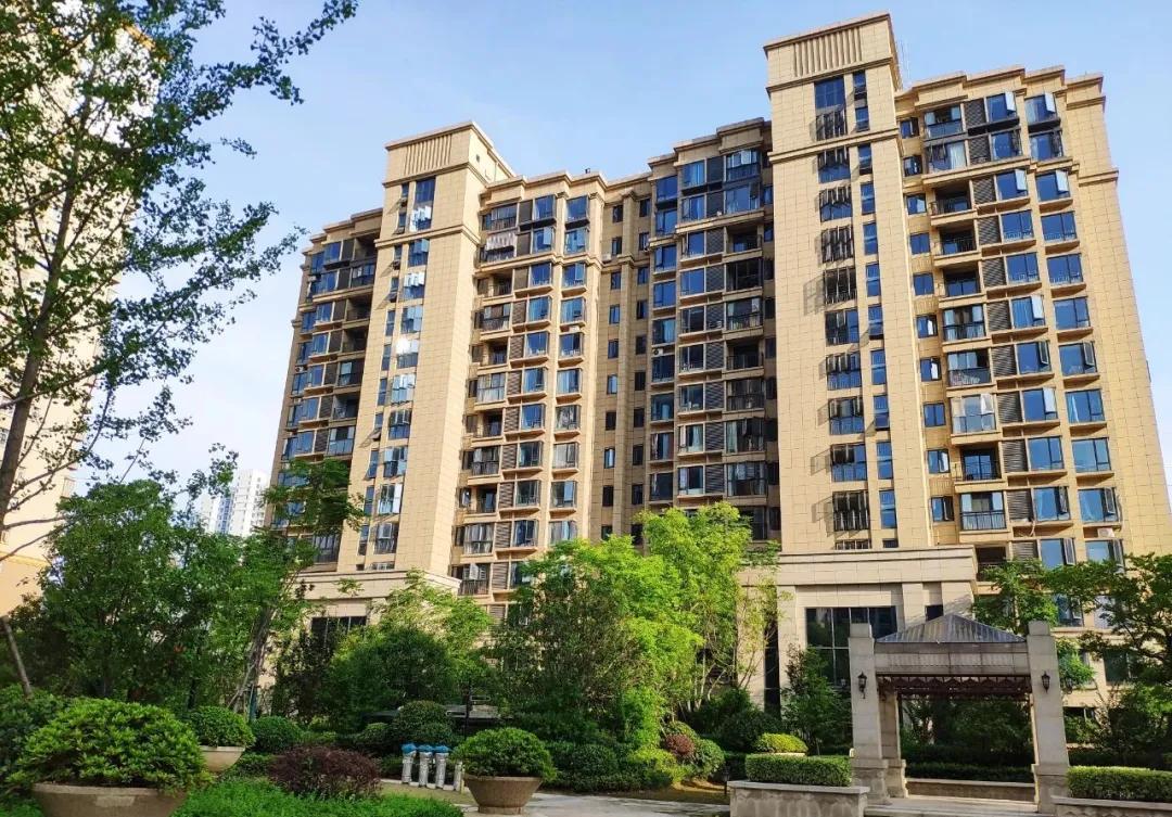 太意外!单价1万住光谷核心?一二手倒挂严重