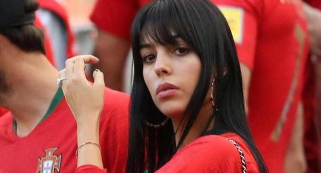 c罗带乔治娜戒指,c罗送乔治娜多少戒指