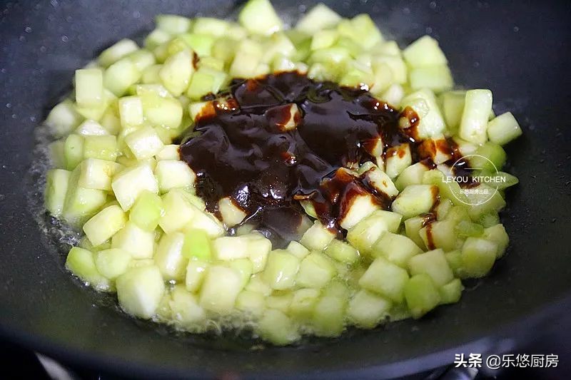 怎么做肉馅大包子汤汁多,带汤汁的肉馅大包子