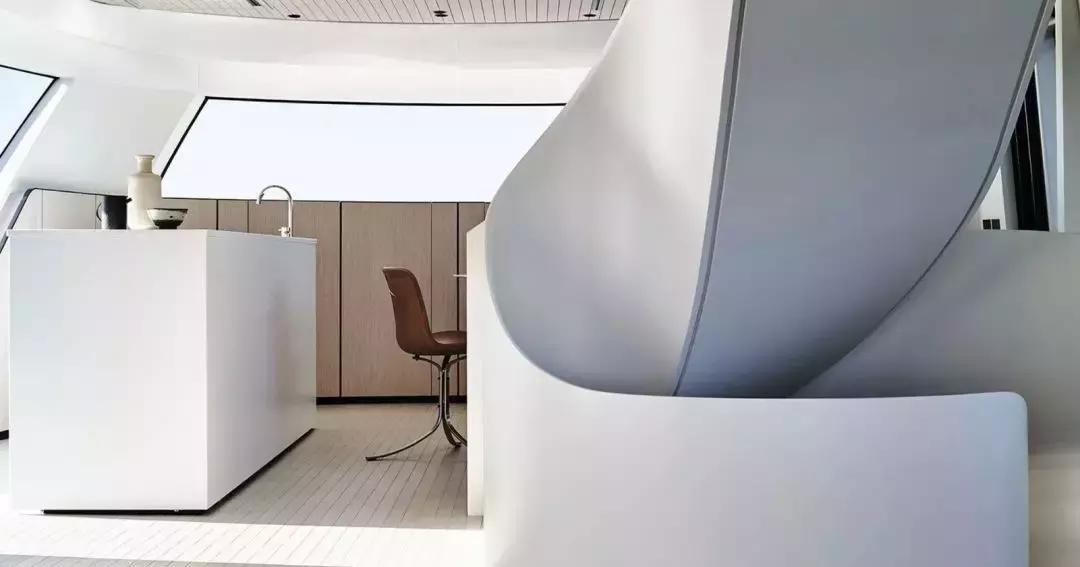 最豪华游艇别墅,一艘超级游艇多少钱