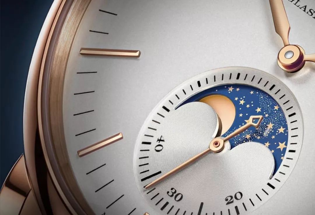 月相功能值得要吗,月相功能有什么用处