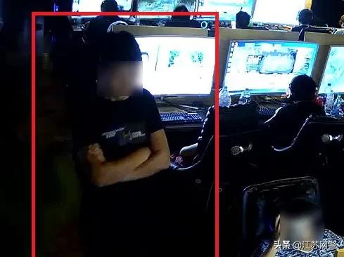 网吧捡苹果手机,网吧捡到手机后续