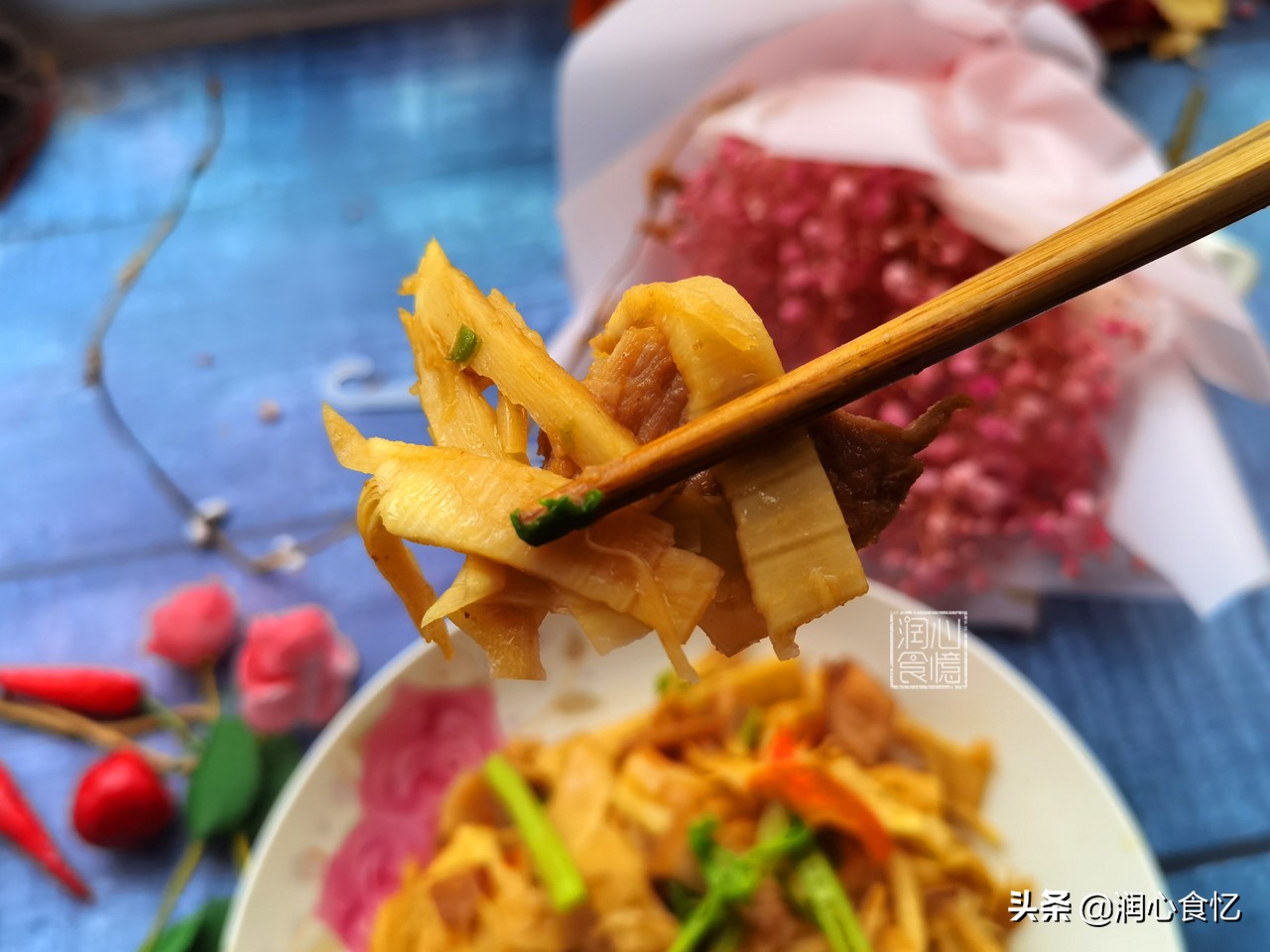 冬笋烧年糕冬笋要不要焯水后再炒,老母鸡炖冬笋冬笋需要焯水吗