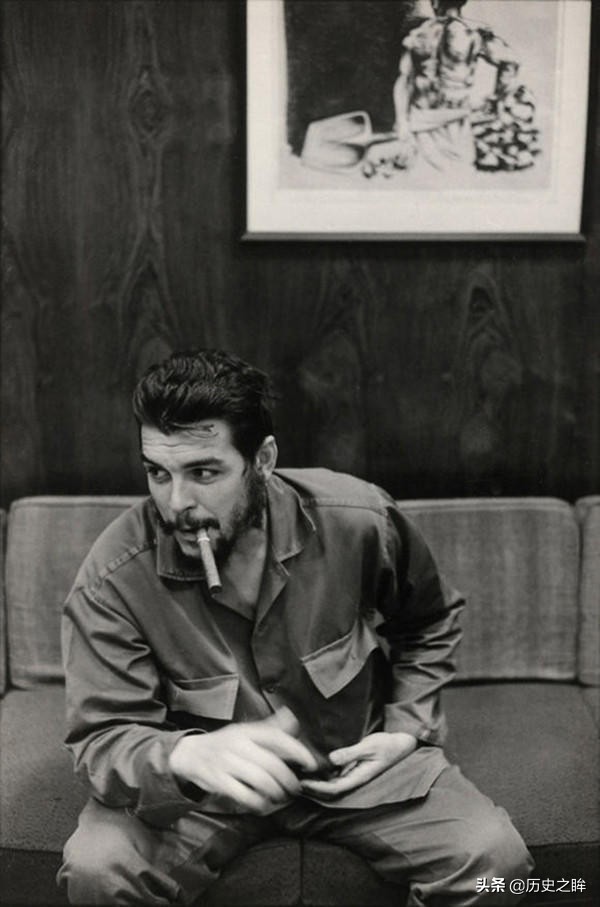 切格瓦拉光头照,格瓦拉抽雪茄照片