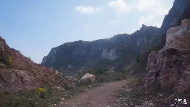 骑行夫子岭-京娘湖,穿越峻极关又进景区了,到河北是一路的美景