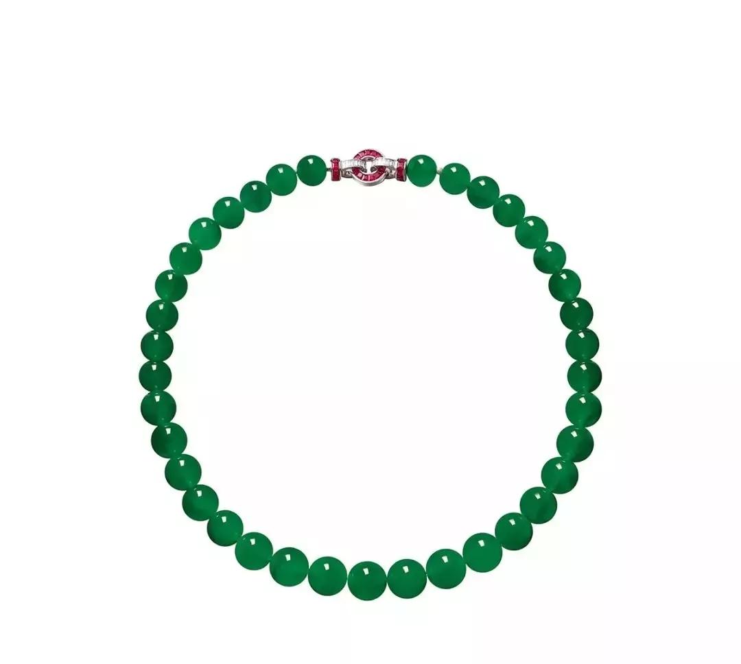 2018香港保利翡翠拍卖价格,保利春拍翡翠手镯5000万