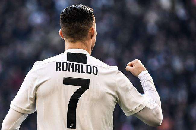 2013年里贝里和c罗的对比,里贝里和c罗谁厉害