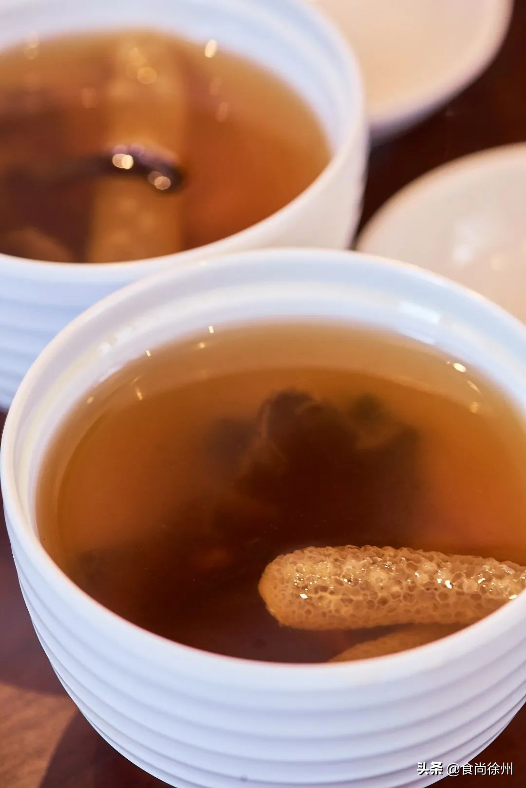 徐州张柏芝一秒到日本?其实正在吃日料,和服免费穿,过足cos瘾