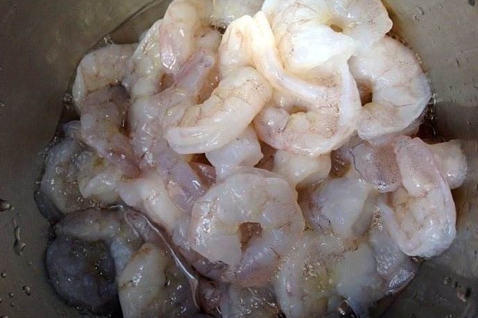 虾仁怎样腌制才能晶莹剔透,水晶虾仁怎么做
