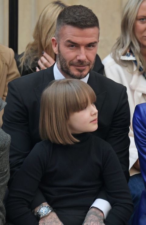 贝克汉姆近照发型,贝克汉姆一家出街照