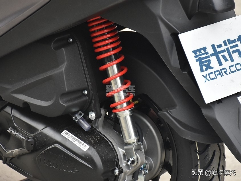 豪爵usr125极限测评,豪爵合资踏板