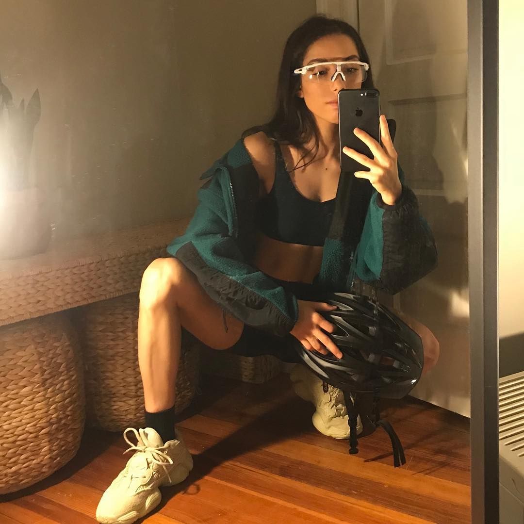 白天正经设计师晚上副业,一个不务正业设计师搞笑视频