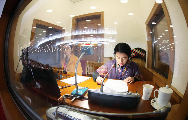 同声传译好处和坏处,同声传译的缺点是什么