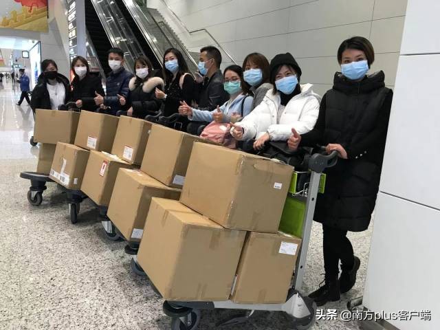 广东导游在海外挨个店买，“人肉”带回10万件紧缺物资驰援湖北