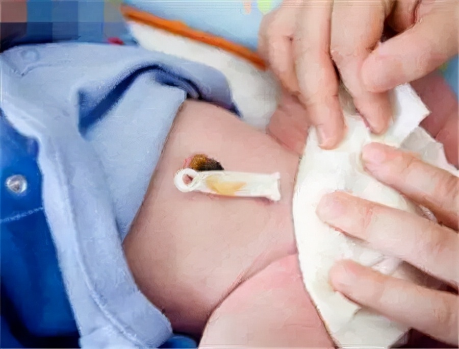 冷热交替洗澡应该避开哪些部位,洗澡要注意哪些部位