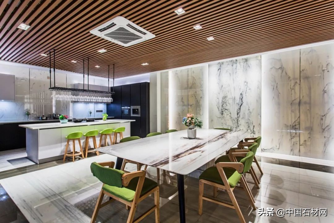 这里的石头凭什么这么“撩”人，因为她美啊