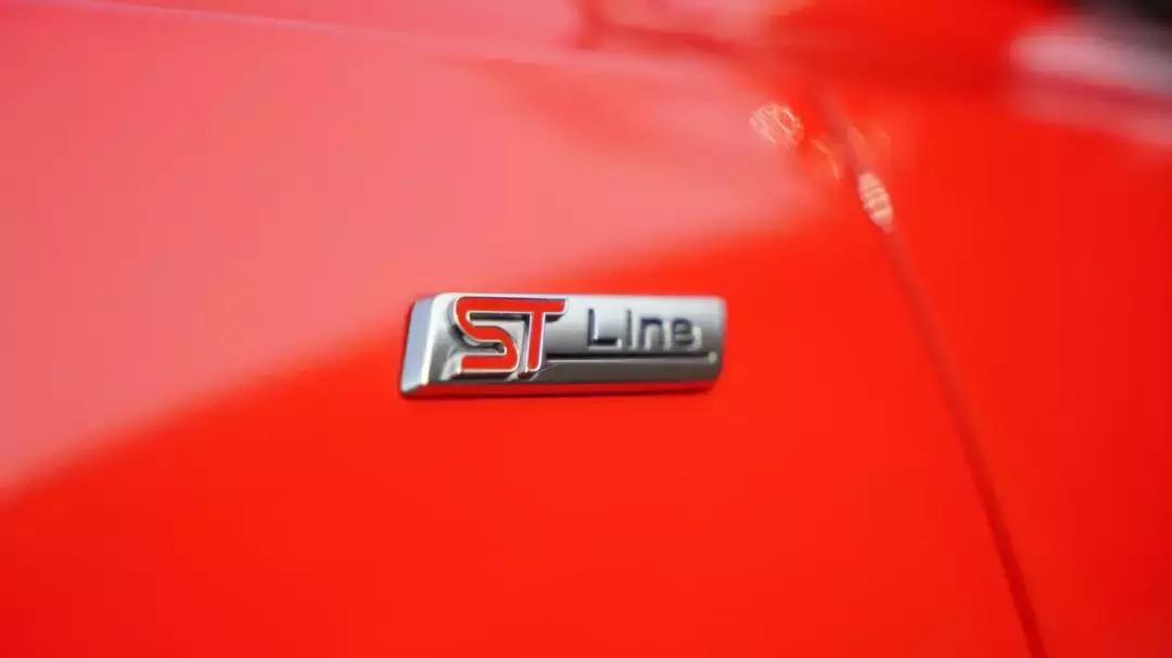 新款福克斯的缺点是啥,新一代福克斯细节讲解