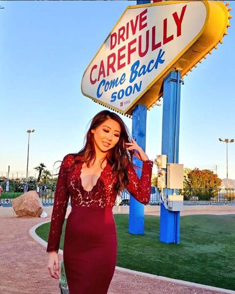 她不甘被说花瓶努力学习时隔八年登顶冠军收获27万美元！