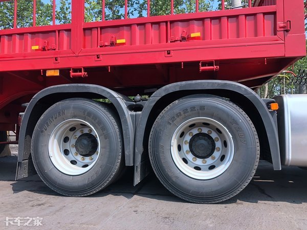 陕汽m3000s载货车9.6米,陕汽m3000自重多少吨