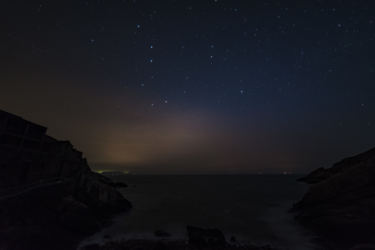 往事回忆在心中,往事记在脑海里