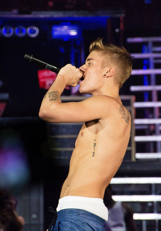 男人穿搭误区,男装最大的着装误区