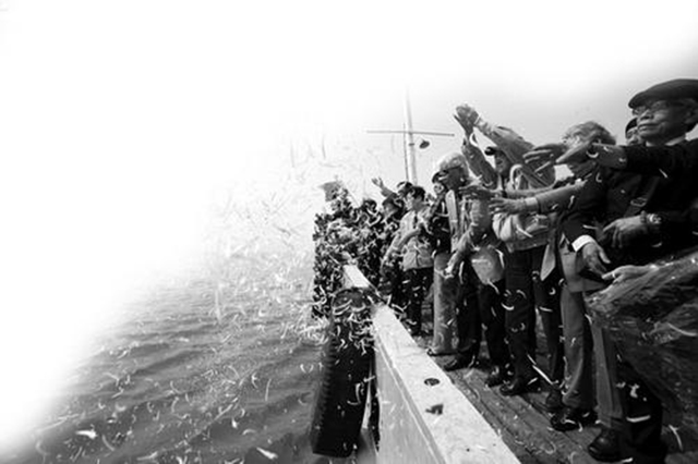 1949年太平轮事件，最后仅剩36名幸存者，船主是蔡康永的父亲