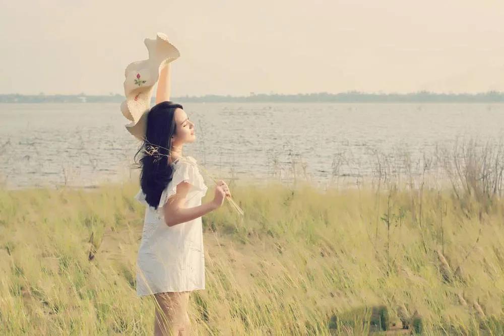 人不可太尽水不可太清,事不可太清人不可太精