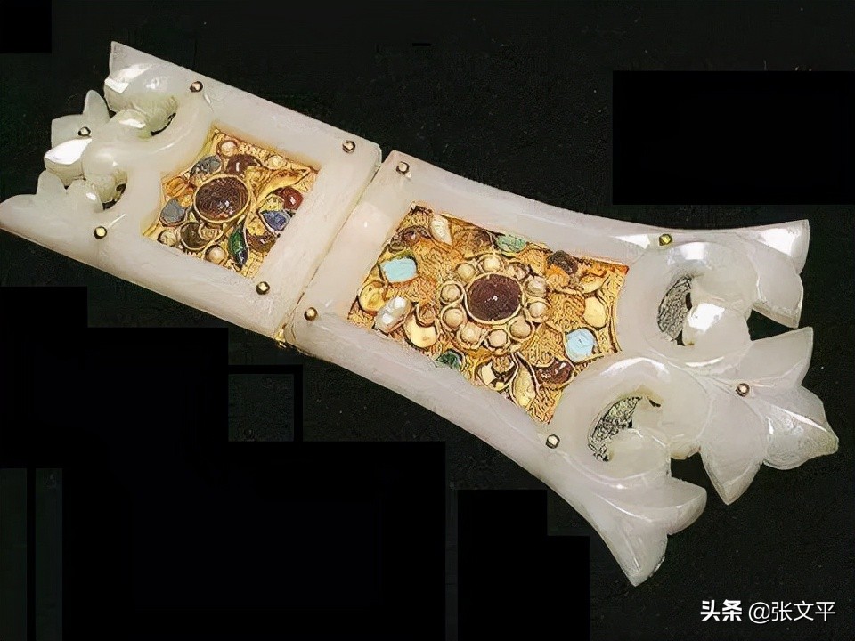 山西阳泉博物馆举办的“带钩”艺术展，恰好“押中”高考作文题