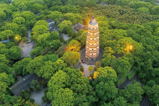 鑻忓窞閲戣壊姹熷崡,姹熷崡鍙ゅ煄鑻忓窞