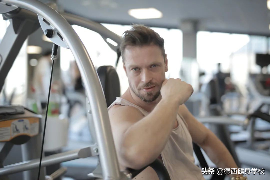 掉肌肉应该补充什么,又是掉肌肉的一天图片