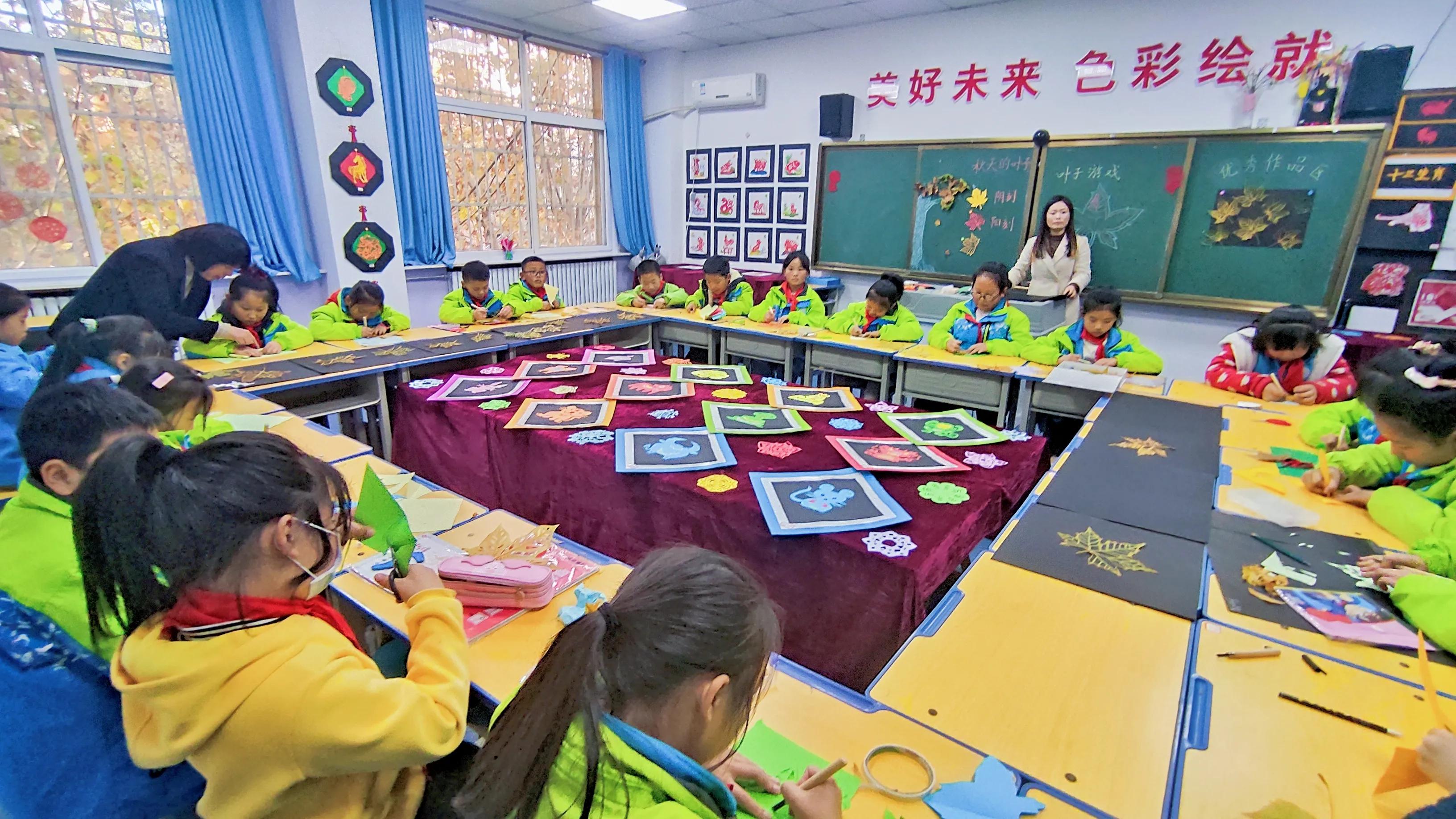 新时代小学教育育人模式,小学特色教育新举措