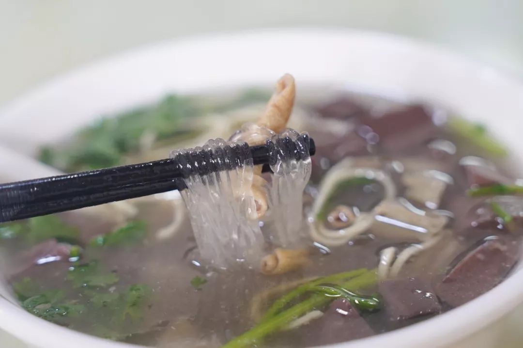 无夜市不夏天！西园里菜场竟然是个“深夜大食堂”？