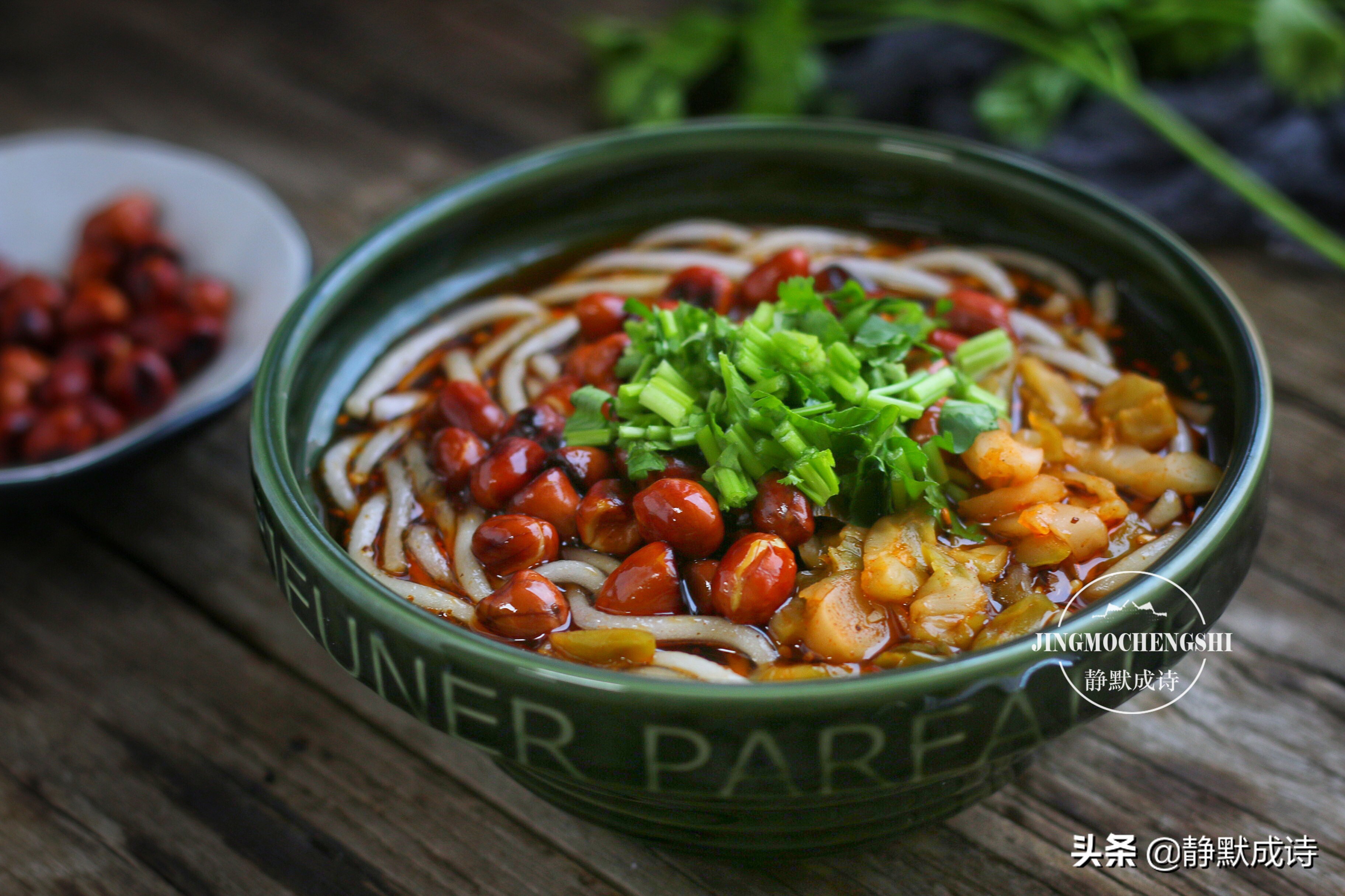 酸辣粉怎么制作需要哪些调料,酸辣粉需要什么调料怎么做