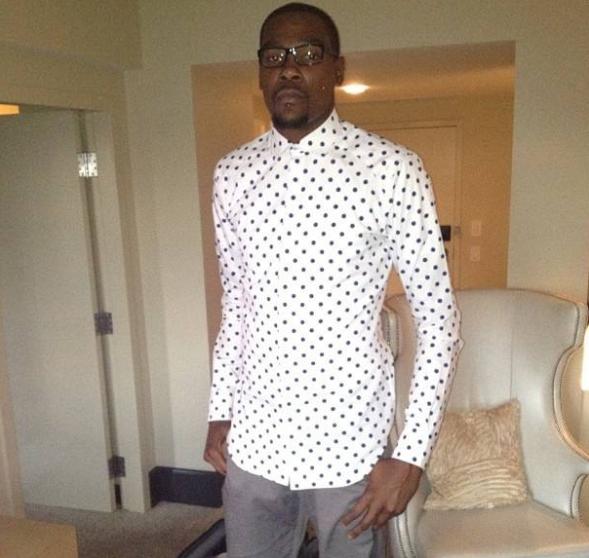 詹姆斯杜兰特炫酷短片,詹姆斯帅气出场