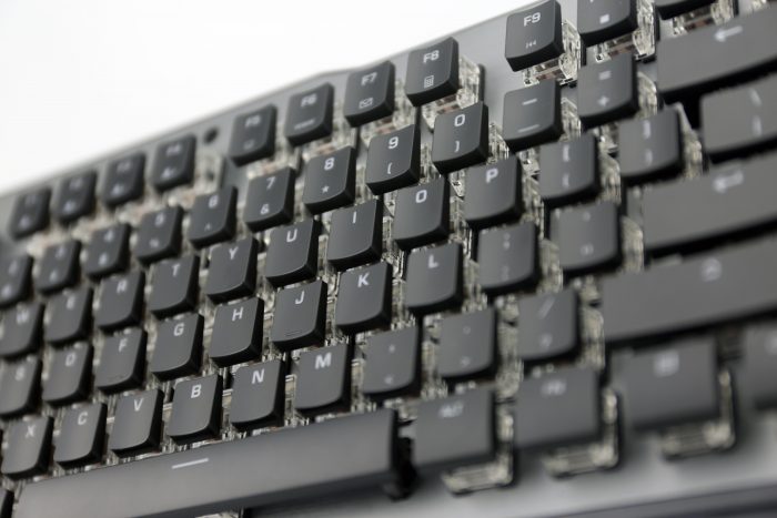 能够媲美cherry轴的机械键盘,泰坦轴键盘的缺点和优点