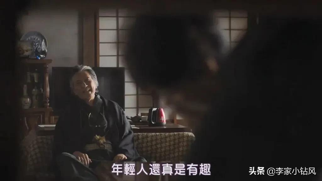 早就出过满屏*欲肉**的深夜剧，今年超级火爆的题材，