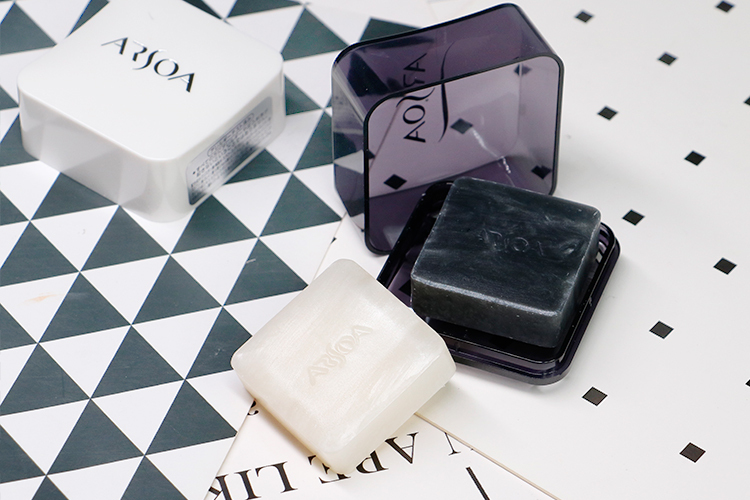 脸上皮肤需要定期做深度清洁吗,皮肤不好去医院检查什么