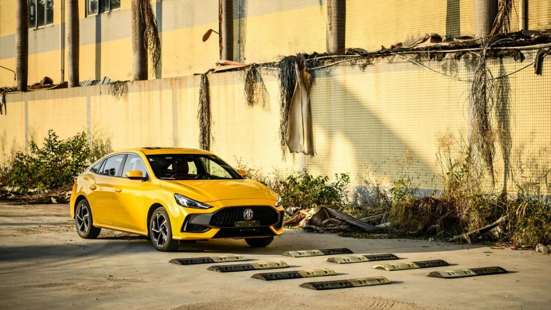 全新名爵mg5实拍,名爵mg5性能测试