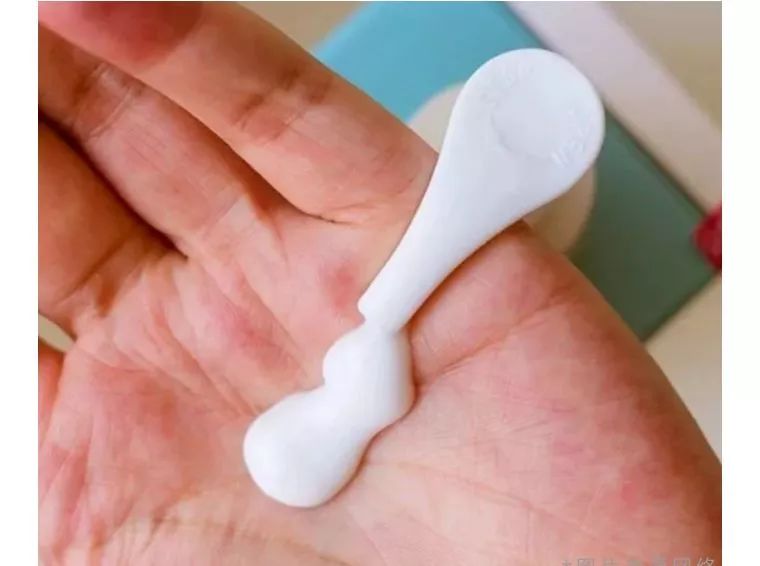 夏天美白护肤品推荐贫民窟,300搞定全套护肤品贫民窟女孩必入