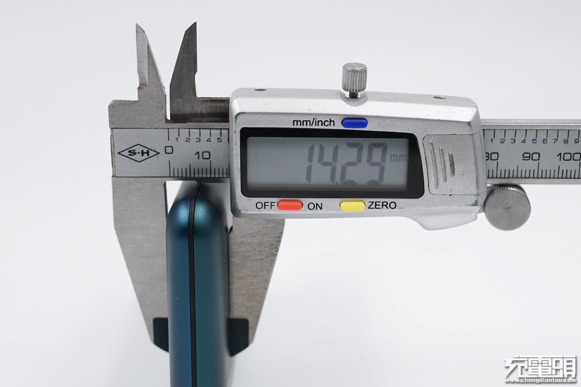 台电充电宝20000毫安快充,台电20000毫安22.5瓦充电宝评测