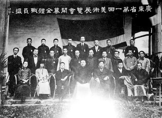 徐悲鸿刘海粟林风眠,徐悲鸿与林风眠艺术的不同