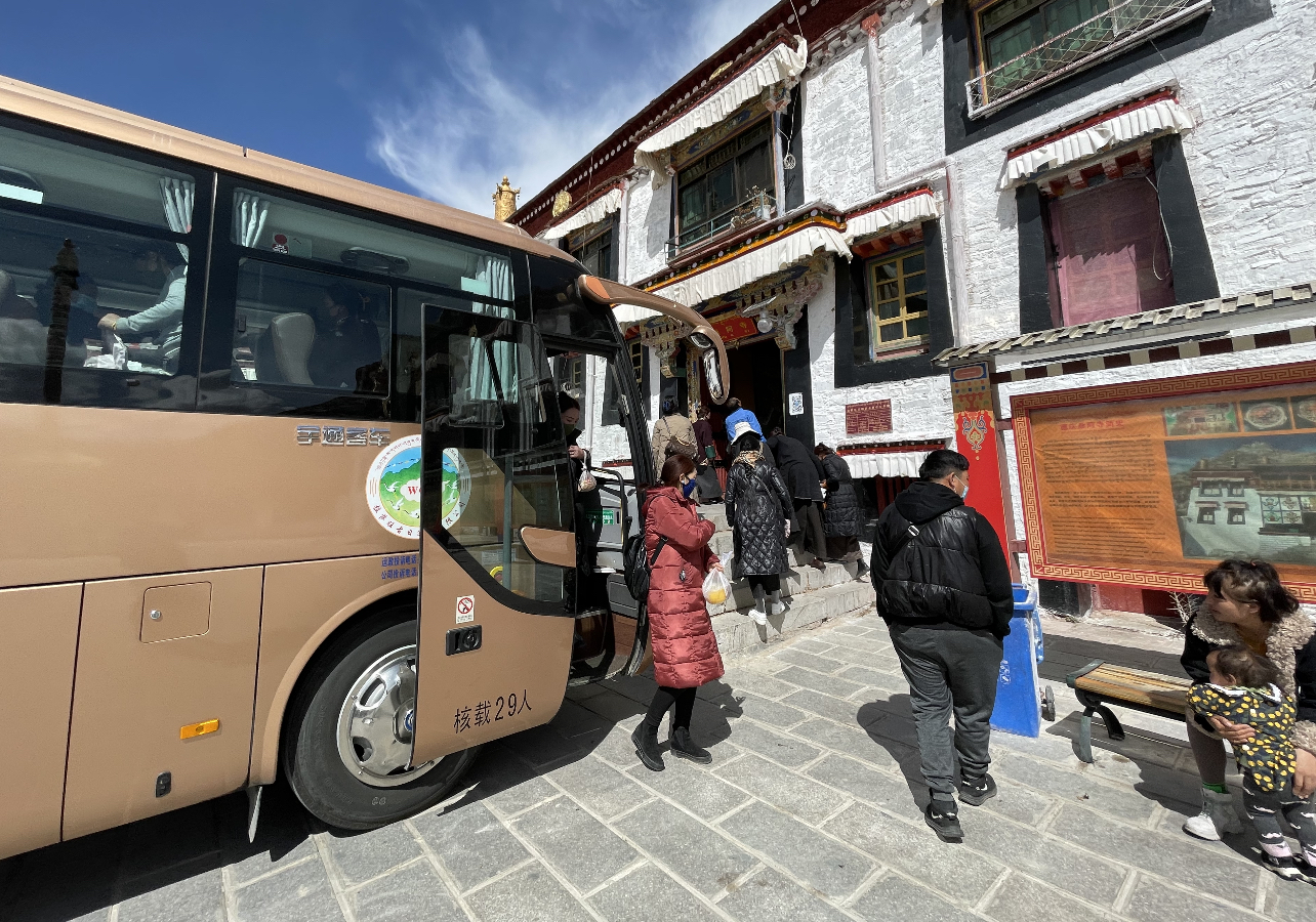 拉萨步行朝拜攻略详细,拉萨旅游必游寺院