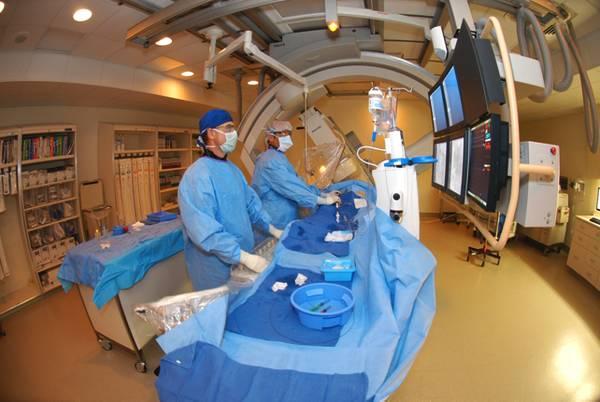 王府井董事长因心梗去世，抢救时间只有120分钟，转发可救人一命