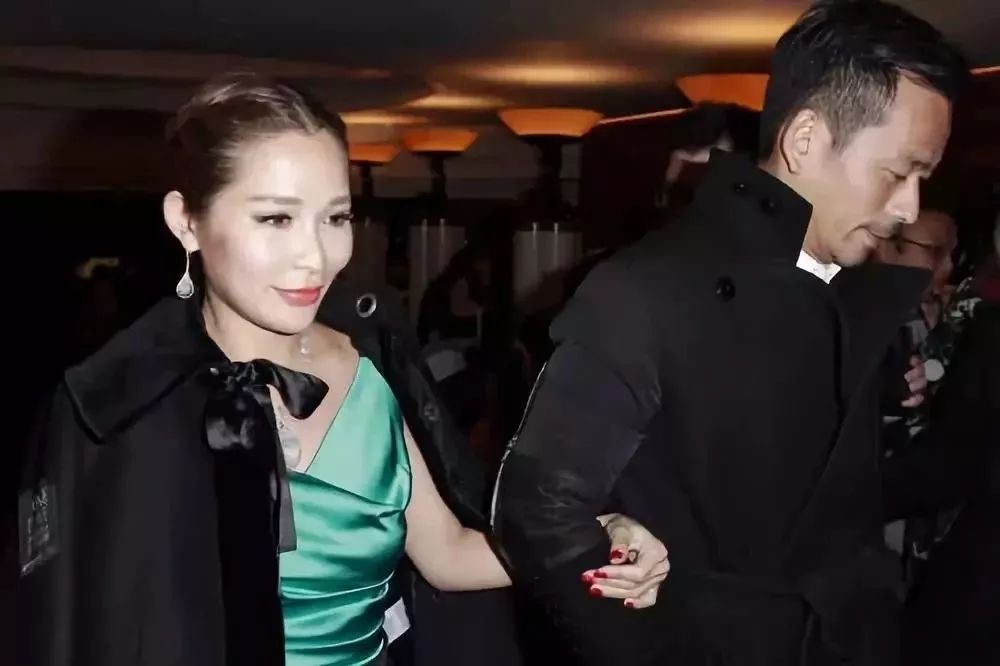 离婚就有25亿?这个豪门阔太手撕小三简直太过瘾