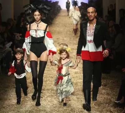 迪丽热巴颜值秒一众韩星,迪丽热巴颜值吊打